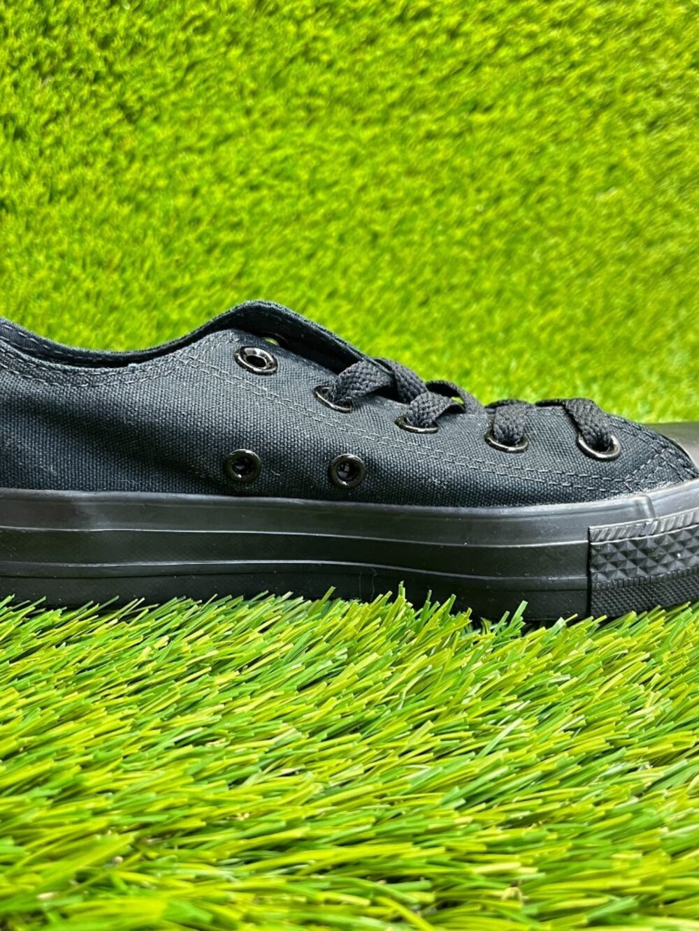 Converse Chuck Taylor All Star OX Womens Size 5.5 Black Athletic Shoes Sneakers - Picture 4 of 10